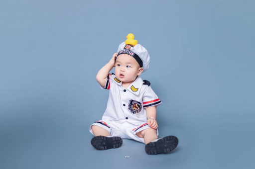 日土宝宝老摇头怎么回事 日土宝宝老摇头怎么回事